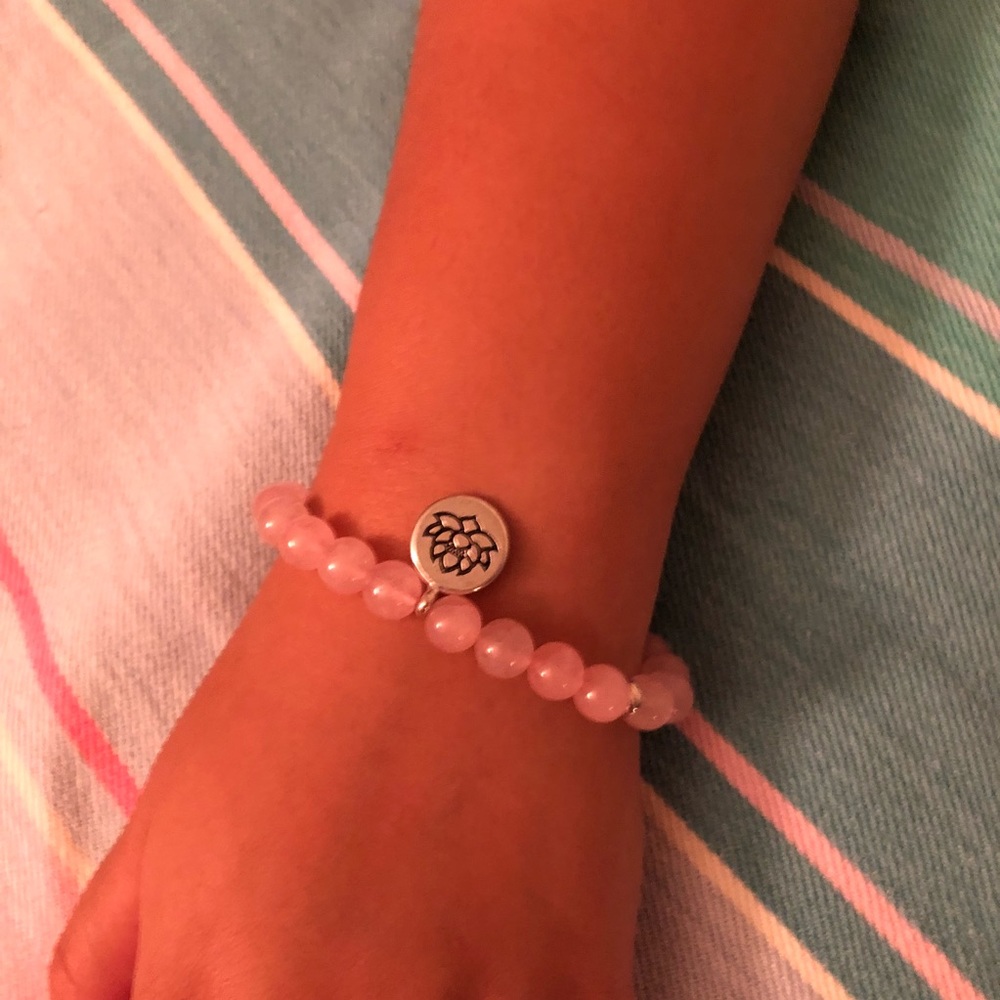 SALE 🍎 Beautiful pink stone BoHo prayer bracelet - Picture 4 of 4